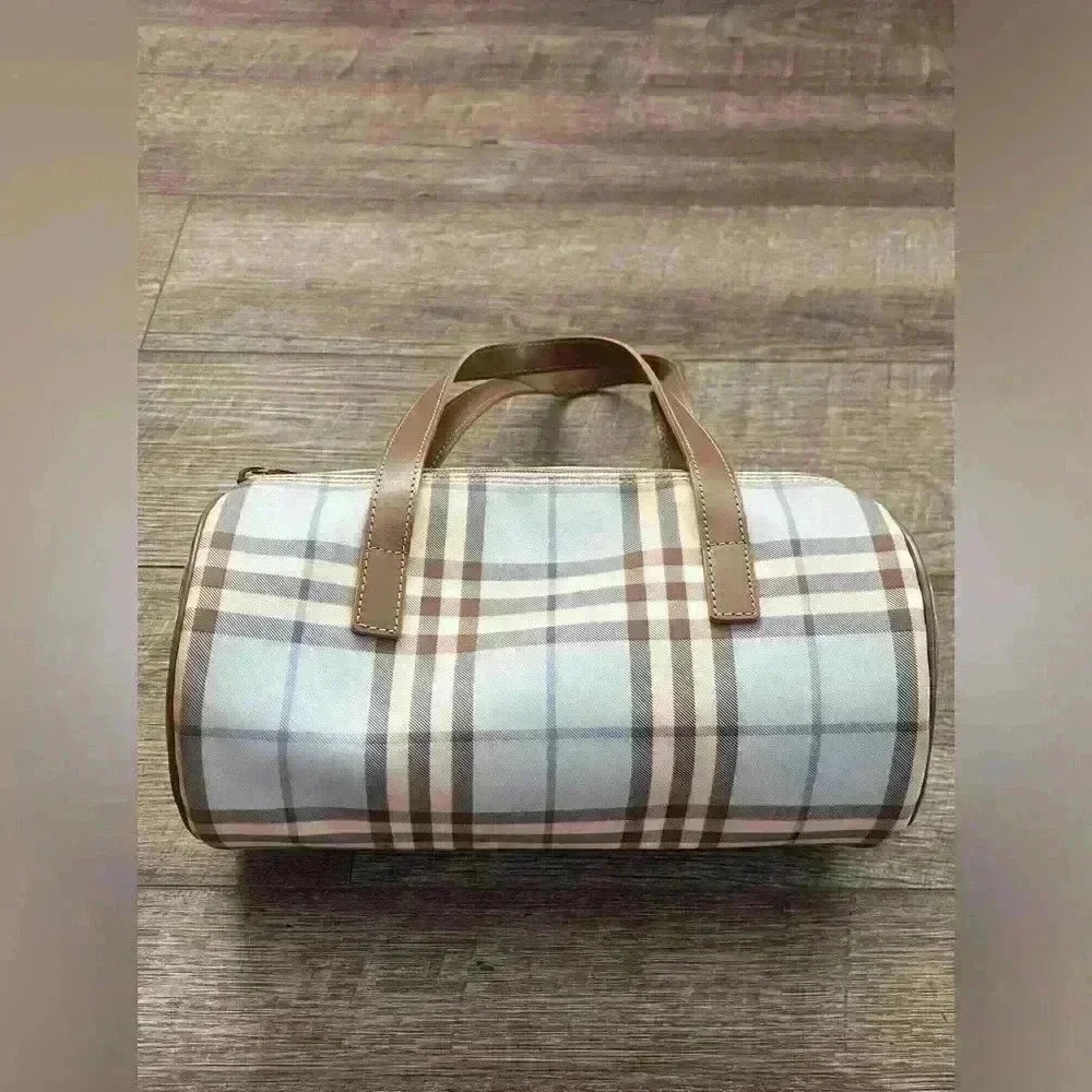 ✨RETIRED✨ Burberry Baby Blue Nova Check PVC Boston Bag - Picture 2 of 9